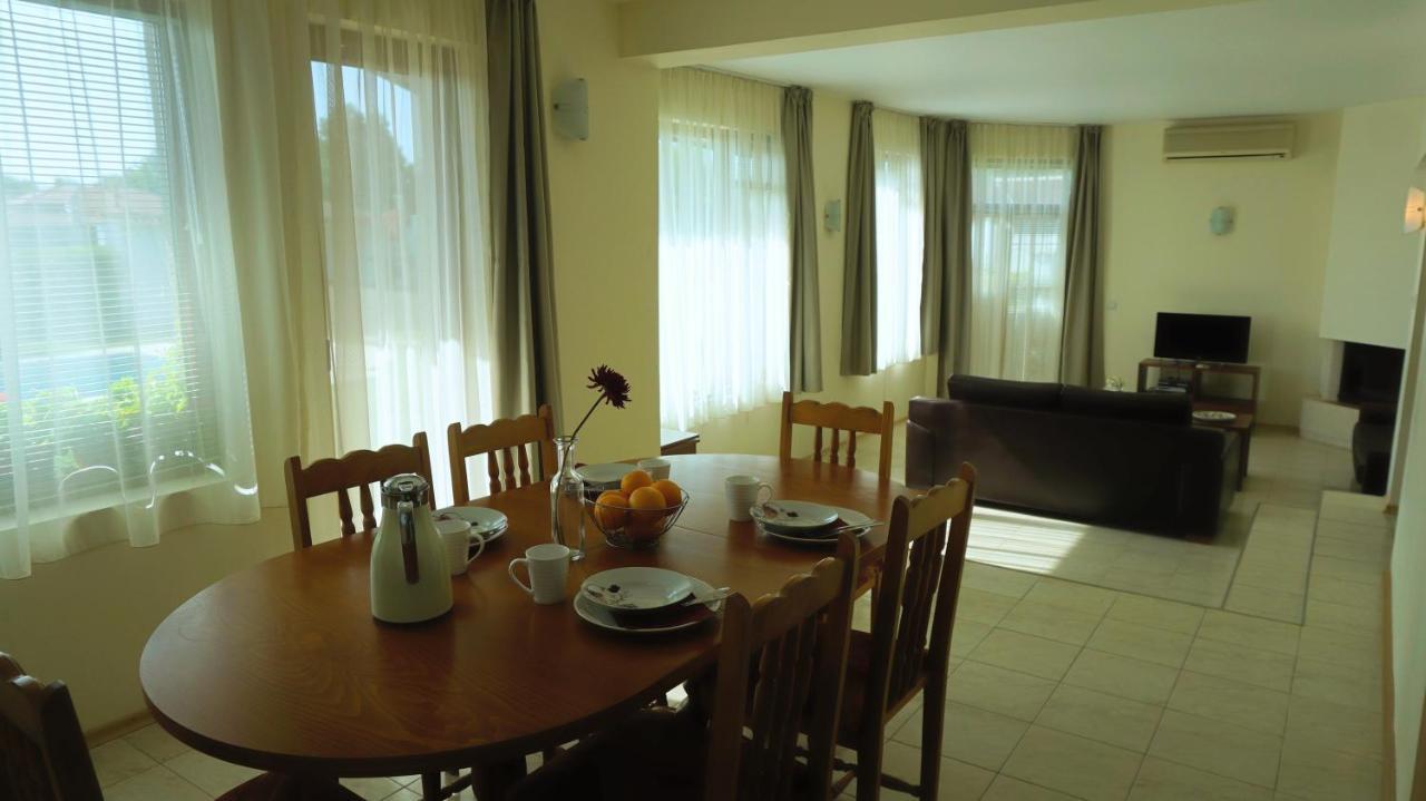 Вила Помело - Family Villa Pomelo Bŭlgarevo Zewnętrze zdjęcie