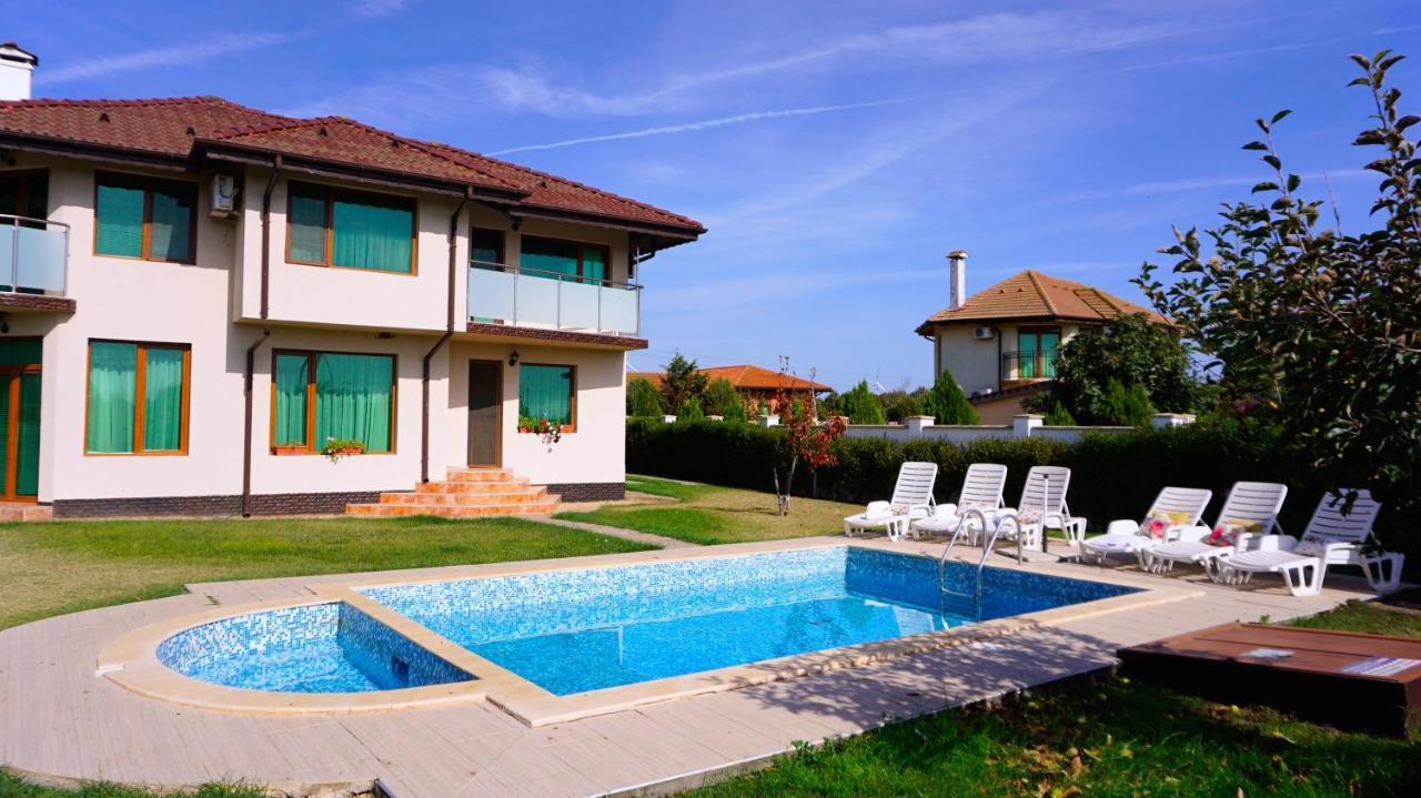 Вила Помело - Family Villa Pomelo Bŭlgarevo Zewnętrze zdjęcie