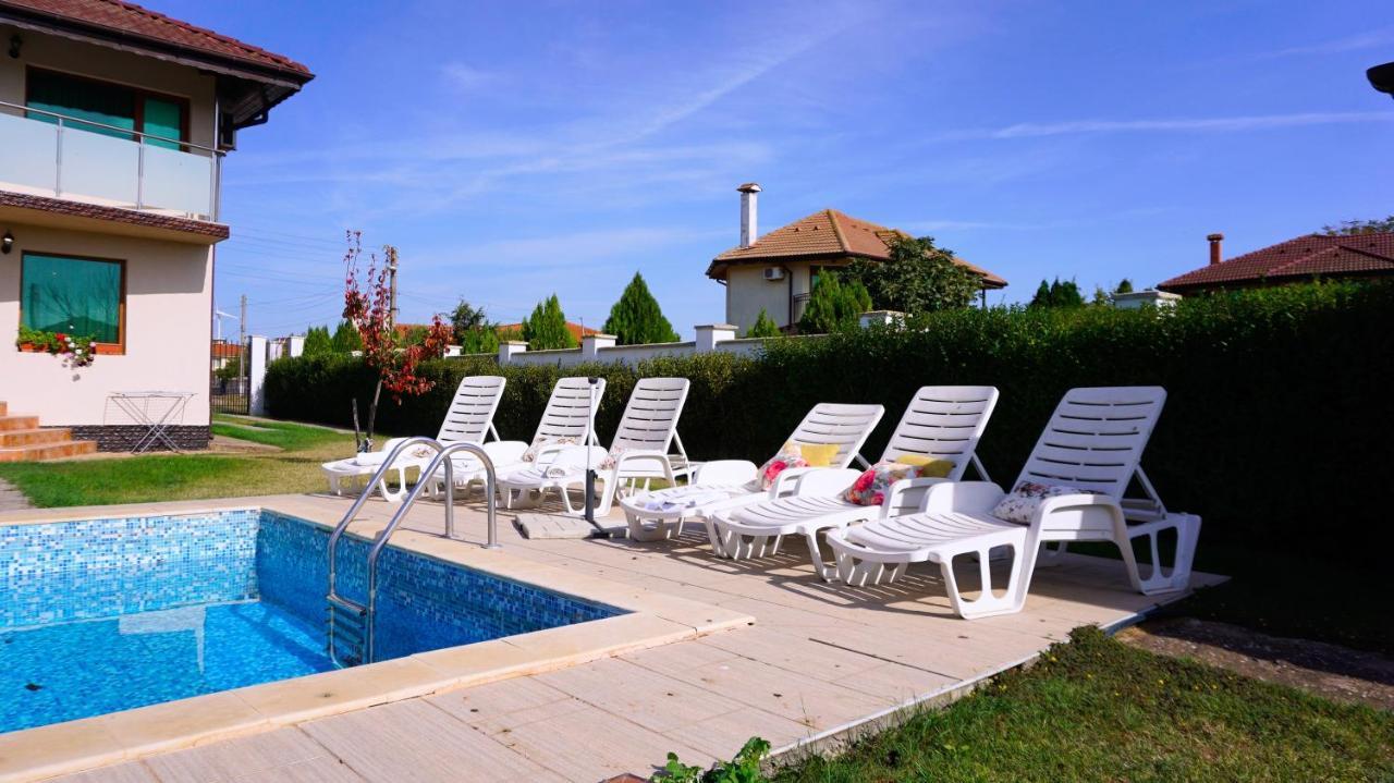 Вила Помело - Family Villa Pomelo Bŭlgarevo Zewnętrze zdjęcie