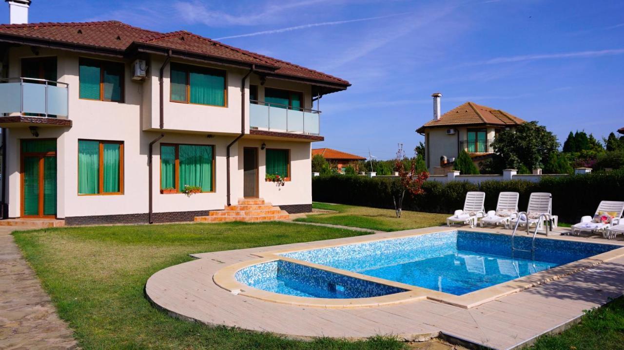 Вила Помело - Family Villa Pomelo Bŭlgarevo Zewnętrze zdjęcie