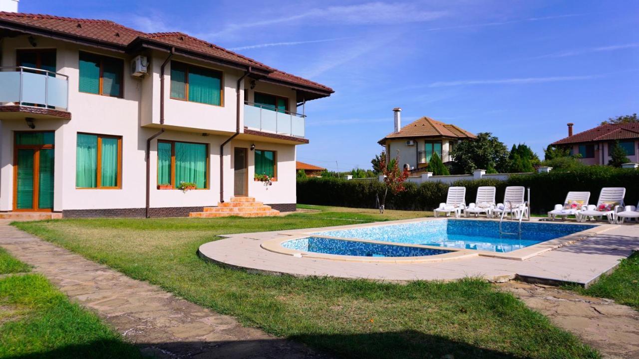 Вила Помело - Family Villa Pomelo Bŭlgarevo Zewnętrze zdjęcie